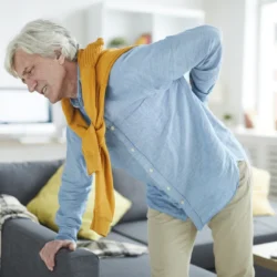 dolor espalda al levantarse - Dolor de espalda al levantarse